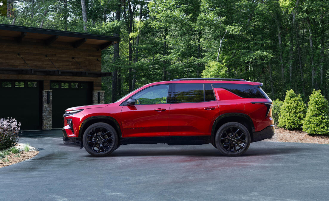 radiant red 2024 chevrolet traverse rs in belvidere, nj | Rossi Chevrolet Buick GMC