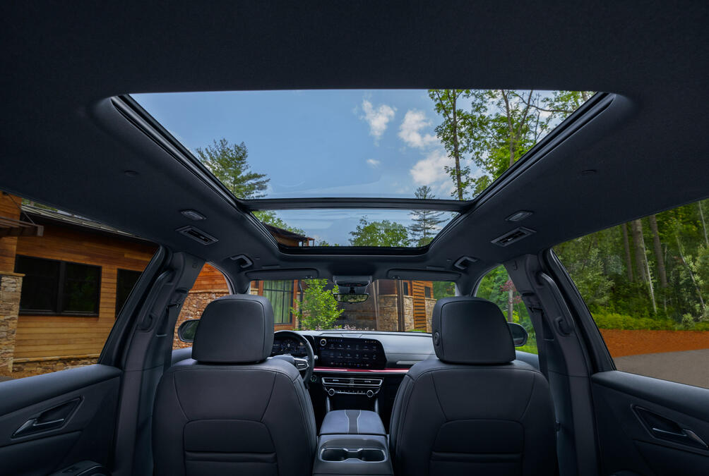 sterling gray 2024 chevrolet traverse z71 in budd lake, nj | Rossi Chevrolet Buick GMC